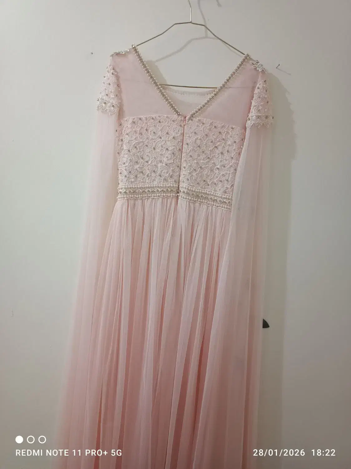 پیراهن مجلسی|لباس|تهران, نیروی دریایی|دیوار