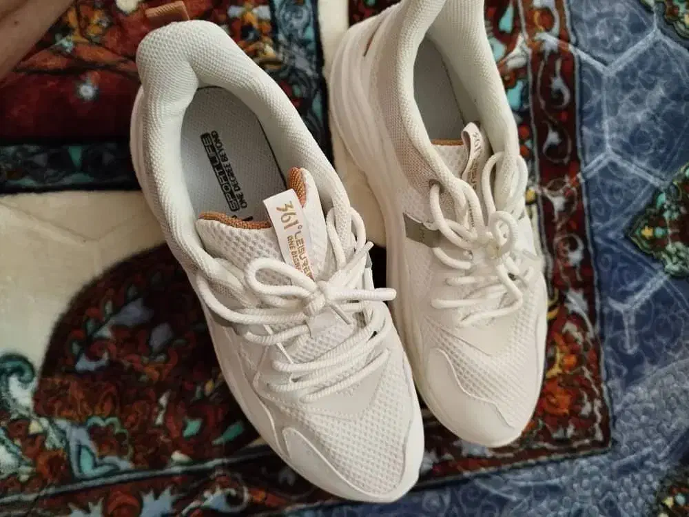 کفش پیک و 361 اورجینال اک|کیف، کفش، کمربند|دوگنبدان, |دیوار