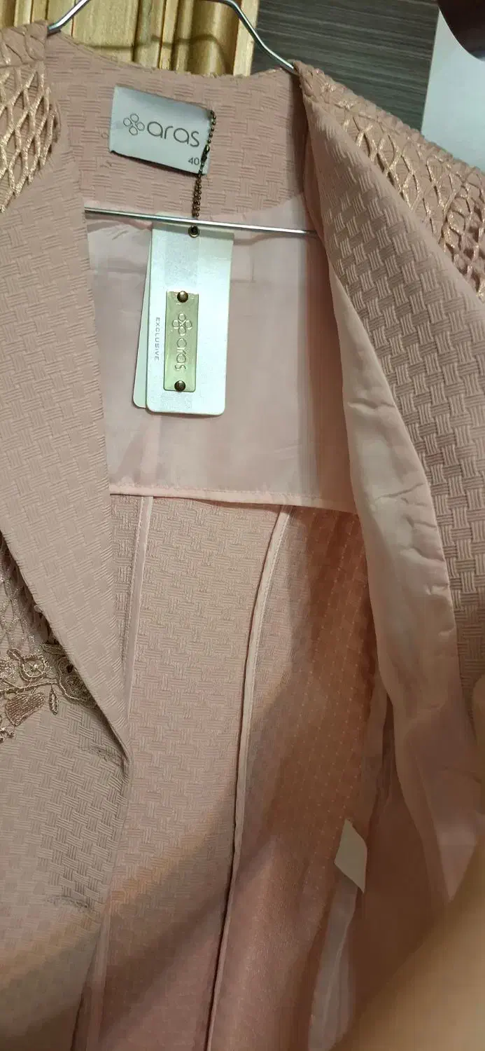 مانتو اکبند|لباس|تبریز, |دیوار