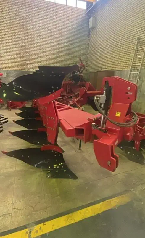 خیش برگردان|ماشین‌آلات صنعتی|خانمیرزا, |دیوار