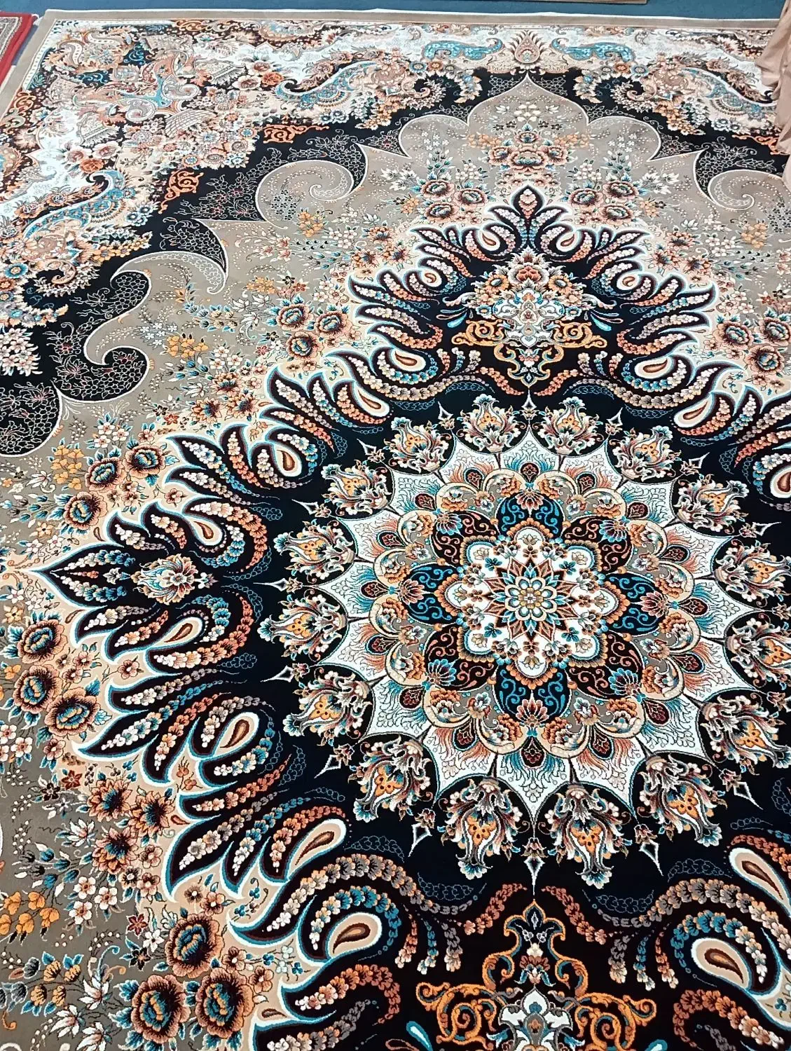 فرش12متری و 6متری طرح ملورین|فرش|کرمان, |دیوار