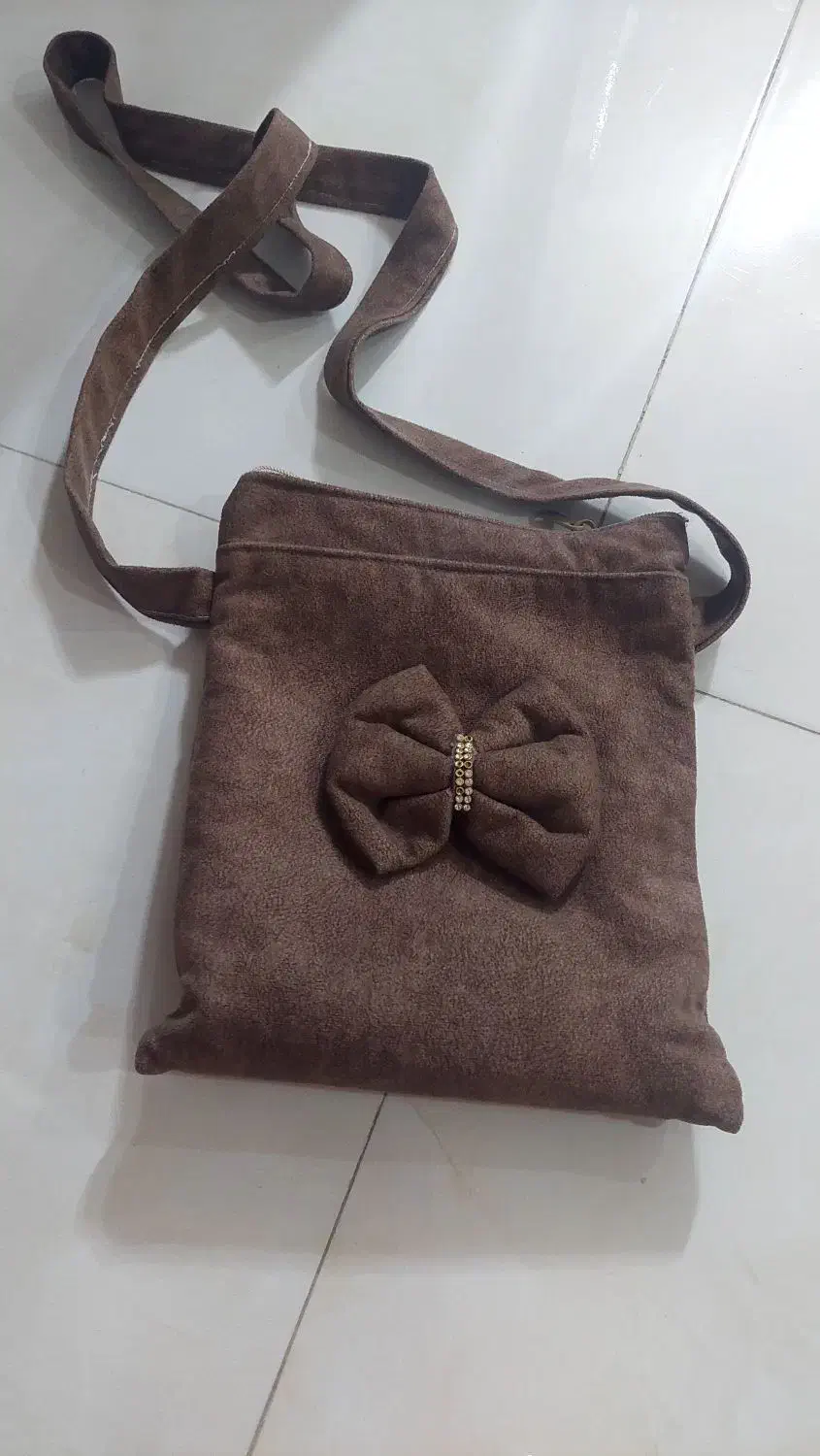 کیف|کیف، کفش، کمربند|نسیم‌شهر, |دیوار