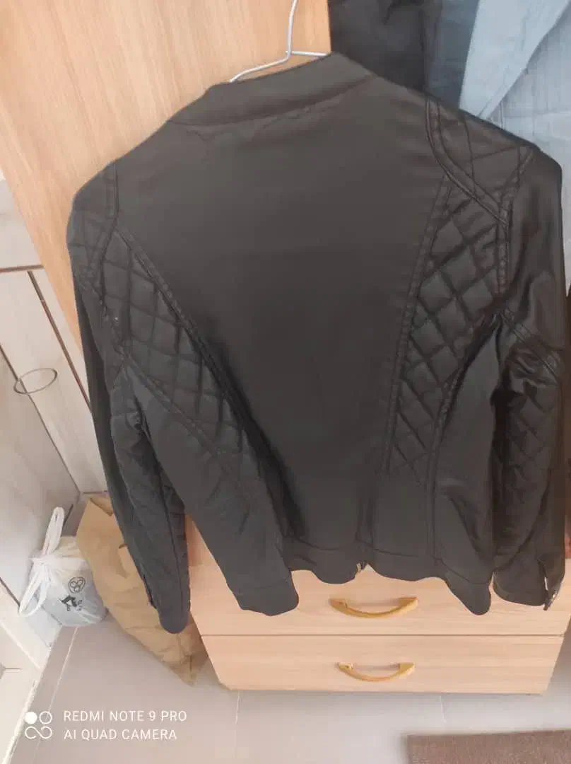 کاپشن چرم|لباس|شهرضا, |دیوار