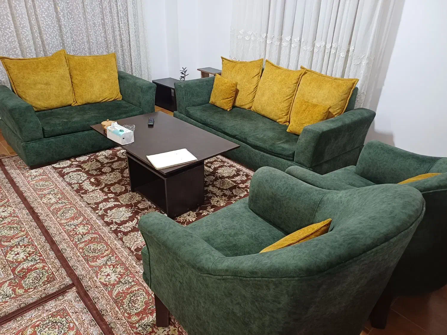 مبل هفت نفره|مبلمان خانگی و میز عسلی|تالش, هشتپر|دیوار