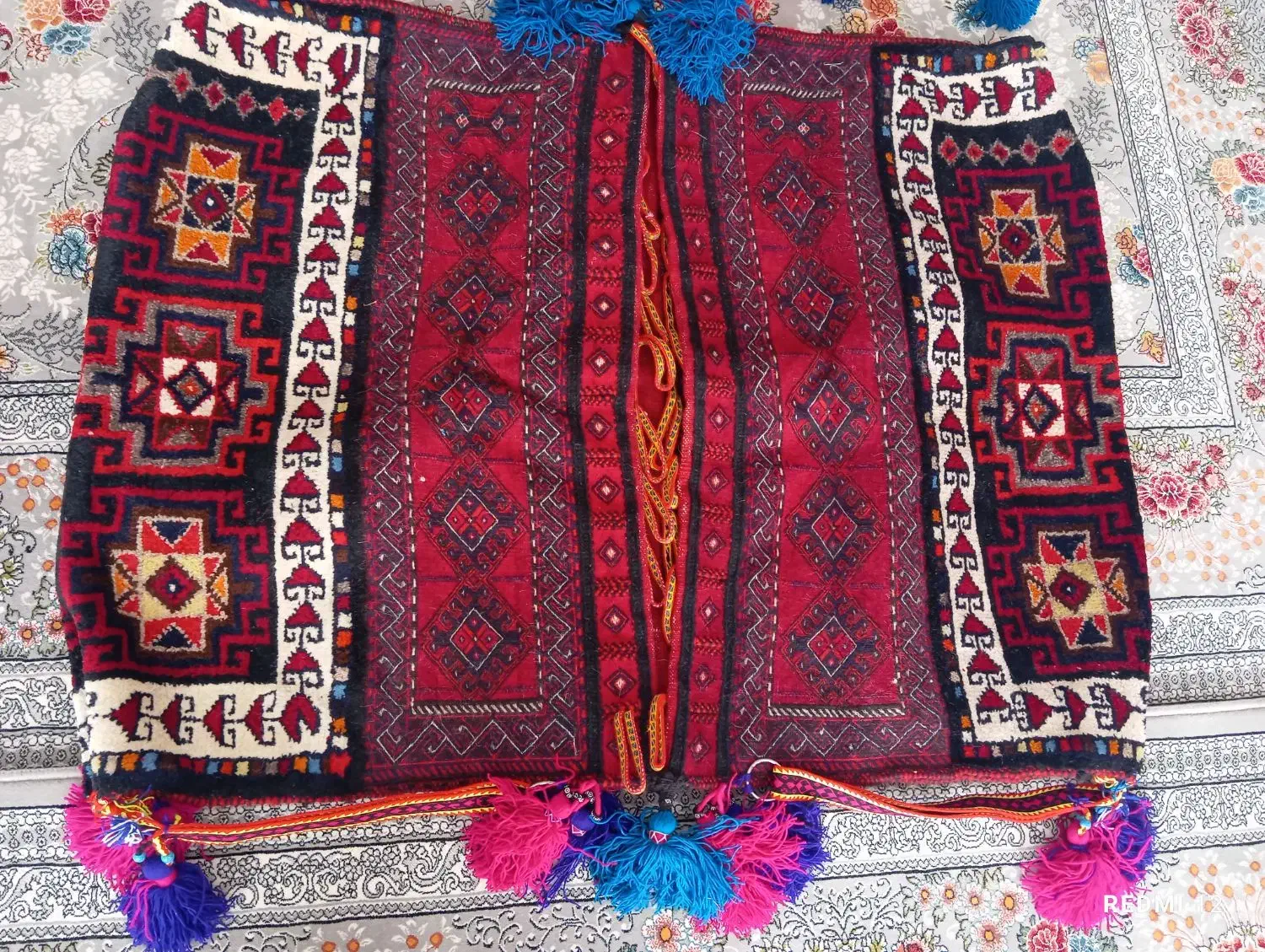 خورجین دستبافت|گلیم، جاجیم، گبه|نجف‌آباد, حومه نجف آباد|دیوار