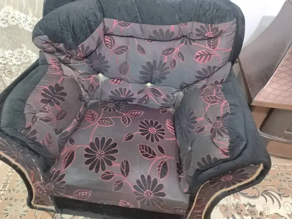 فروش مبل ۷نفر|مبلمان خانگی و میز عسلی|رودبنه, |دیوار