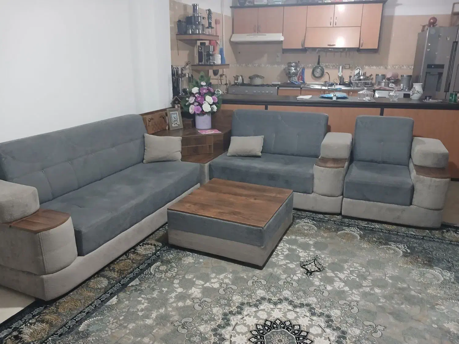 مبل در حد نو|مبلمان اداری|شیروان (خراسان), |دیوار