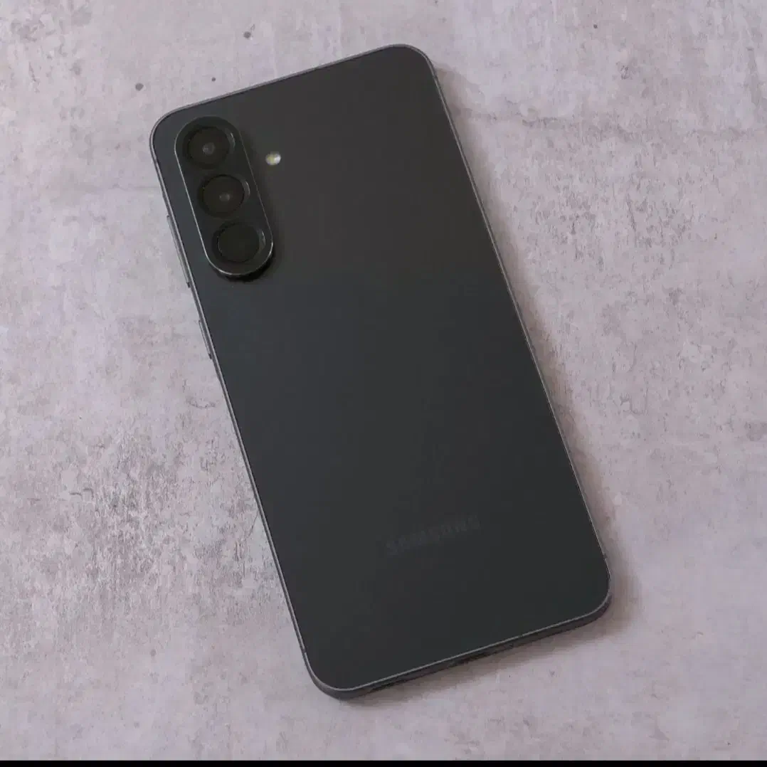 گوشی سامسونگ a56|موبایل|قزوین, |دیوار