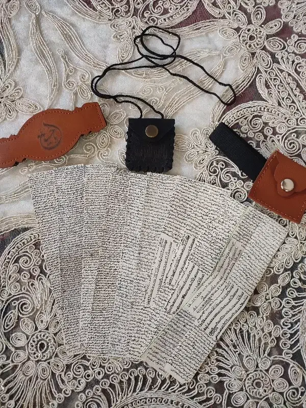 حرز های قرآنی|کتاب و مجله مذهبی|اهواز, گلستان|دیوار