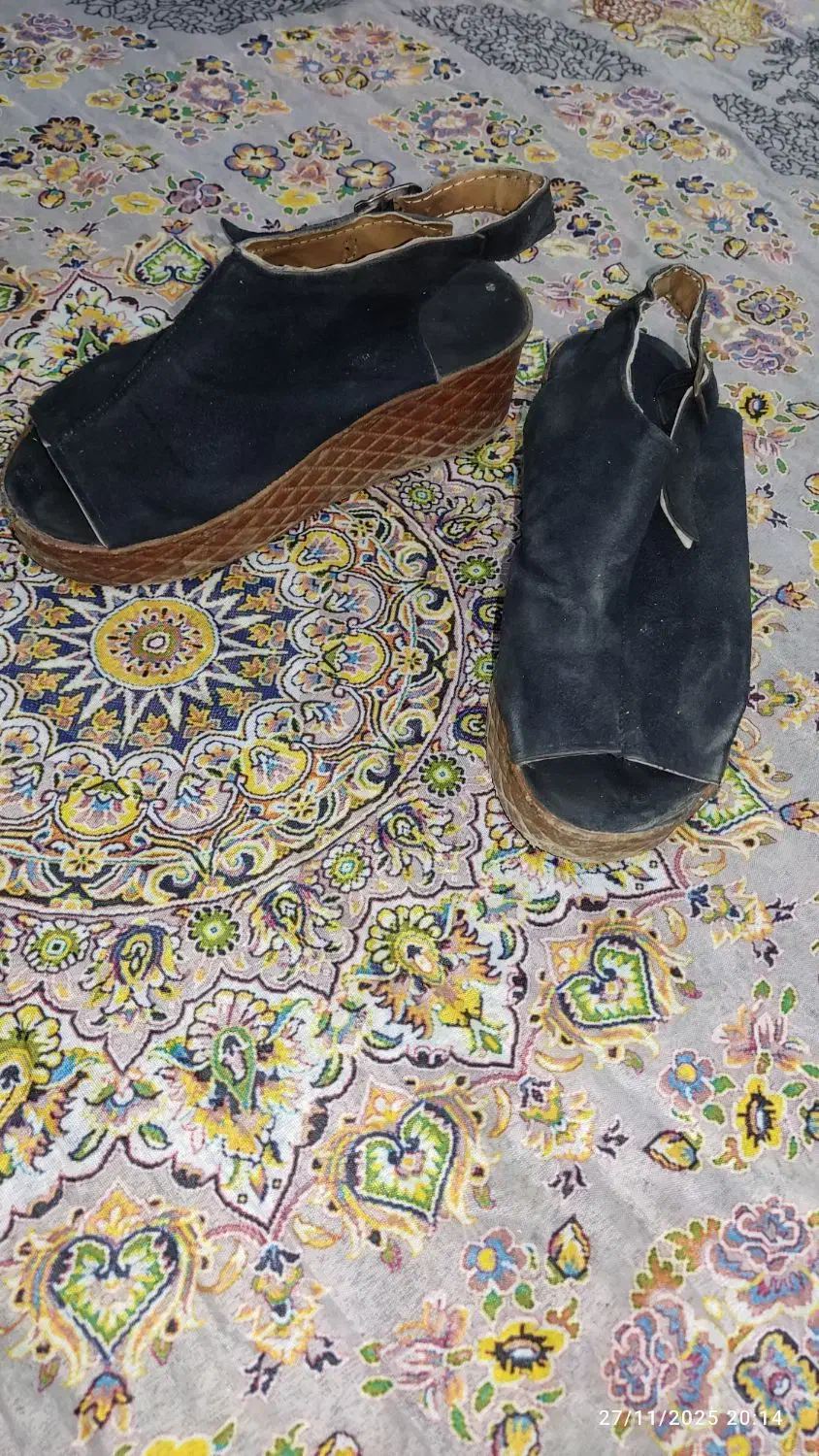 کفش رایگان|کیف، کفش، کمربند|یزد, |دیوار