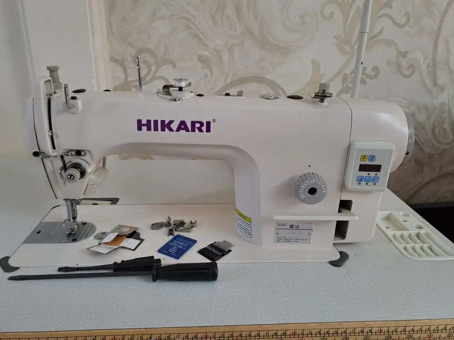 چرخ راسته دوز|چرخ خیاطی و ریسندگی|مشهد, نیروی هوایی|دیوار