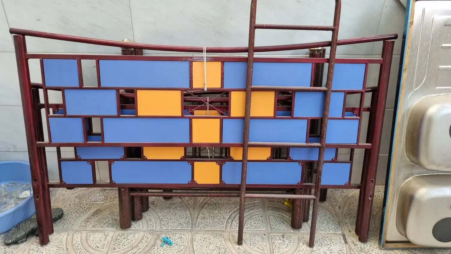 تخت دو نفره و یک نفره|تخت و سرویس خواب|اصفهان, عطار نیشابوری|دیوار