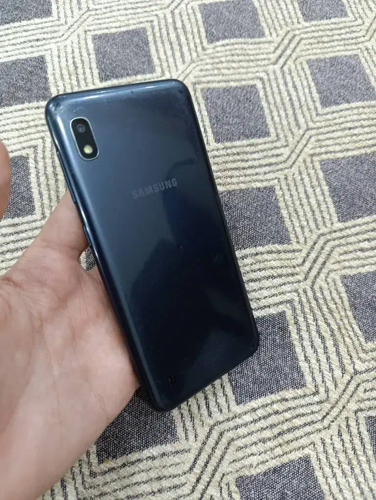 گوشی A10 سالم و تر تمیزبا جعبه شارژر انتقال مالکیت|موبایل|تهران, دکتر هوشیار|دیوار