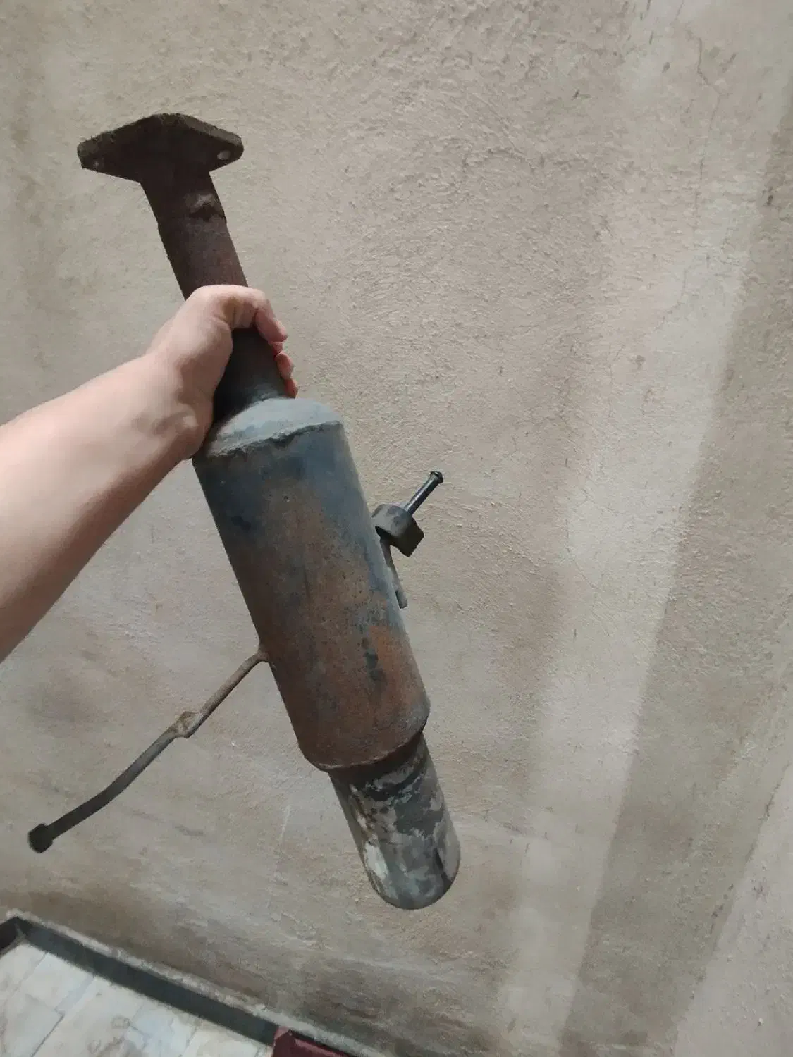 اگزوز|قطعات یدکی و لوازم جانبی|رشت, فلسطین|دیوار