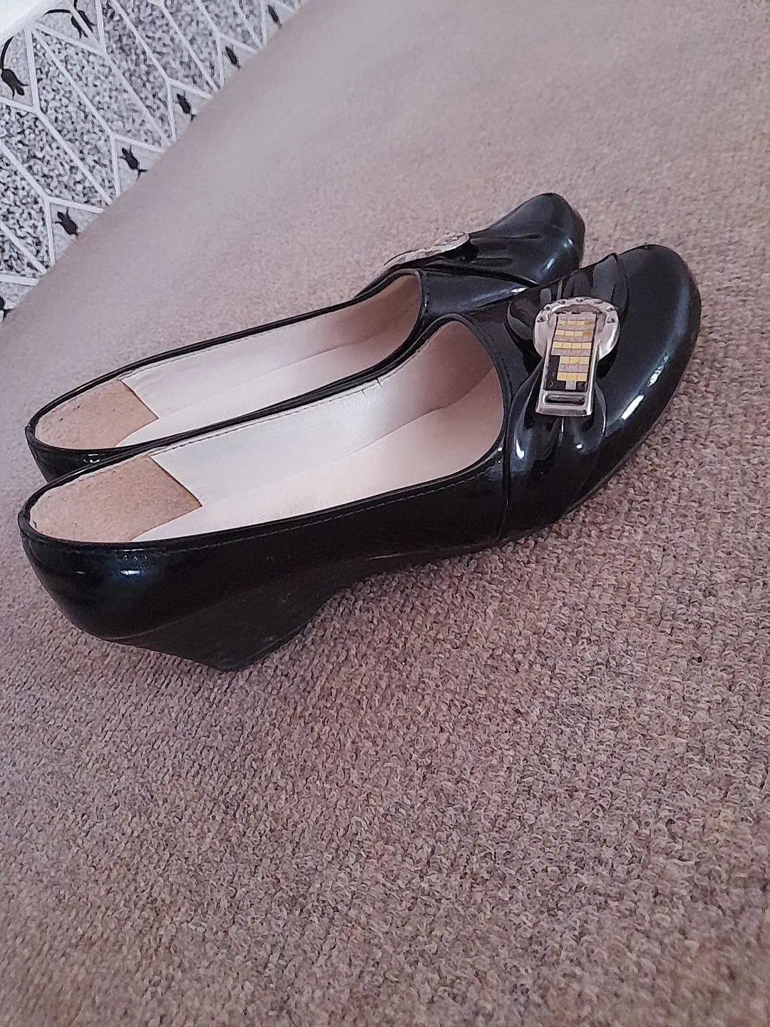 دو جفت کفش زنانه|کیف، کفش، کمربند|زابل, |دیوار