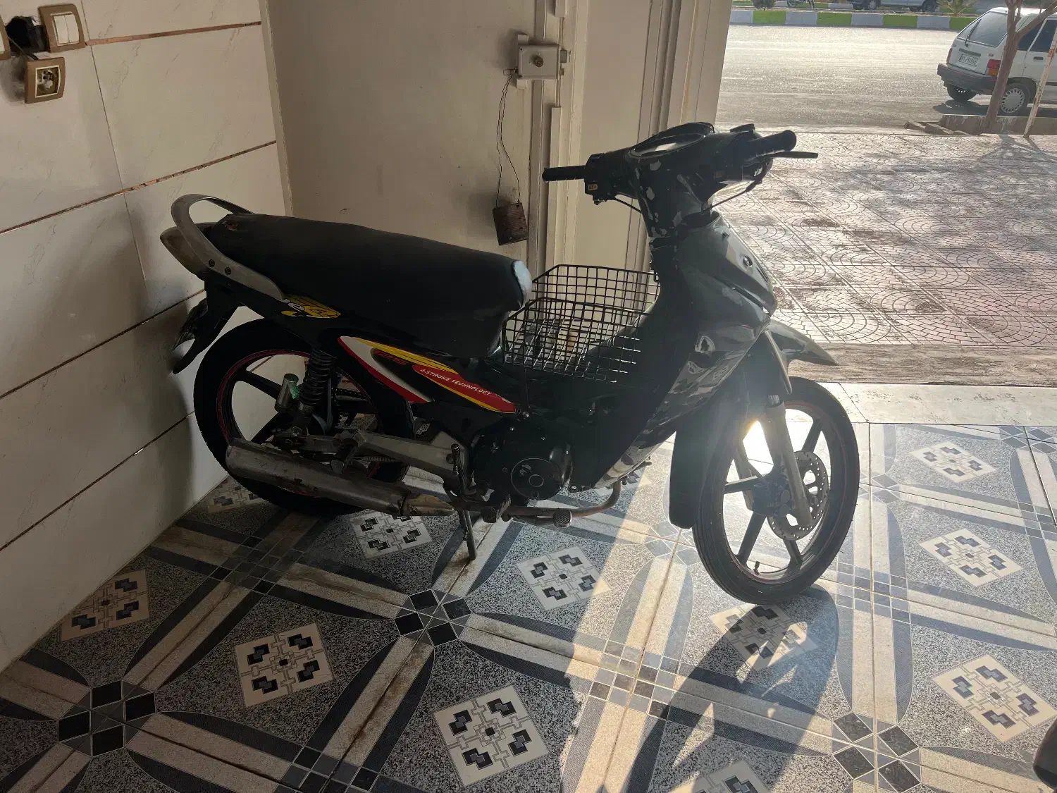 بی کلاچ ۱۲۵مدل۹۳|موتورسیکلت|رفسنجان, |دیوار