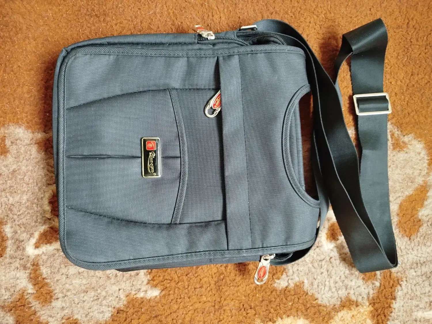 کیف رو دوشی ضد آب ۴جیب|کیف، کفش، کمربند|تهران, خواجه نصیر طوسی|دیوار