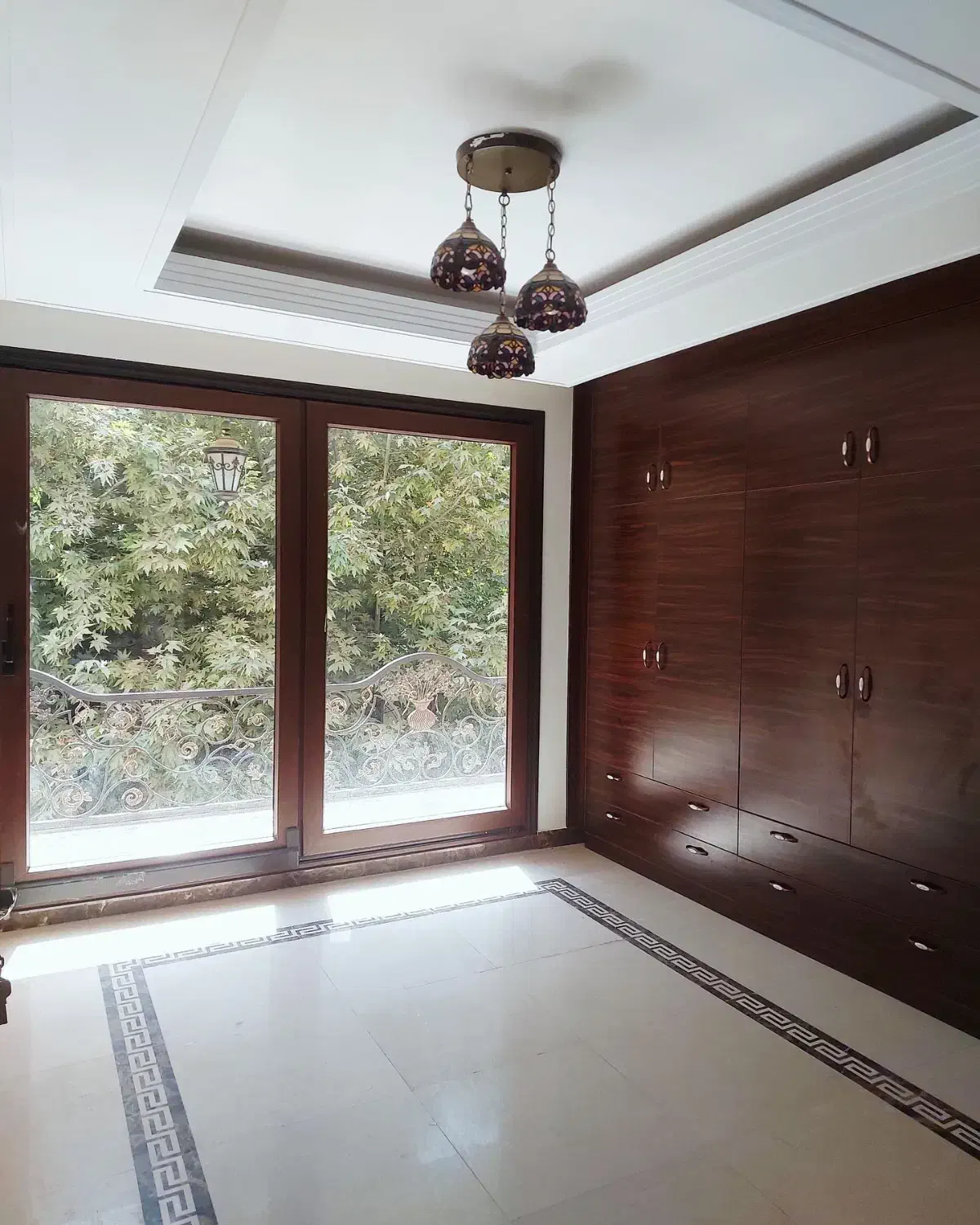 ۲۵۰ متر مناسب مسکونی اداری مستقل*یاسر*