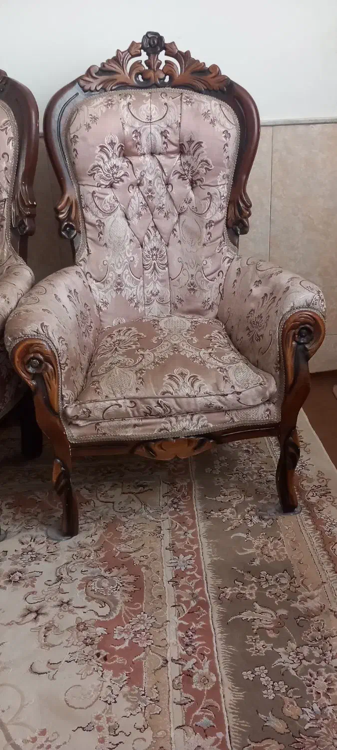 مبل ۹ نفره|مبلمان خانگی و میز عسلی|نیشابور, خط کاشمر|دیوار