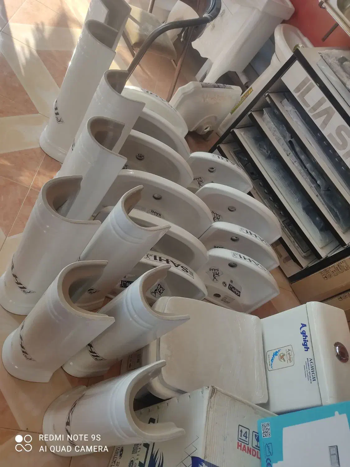 روشویی چینی|لوازم سرویس بهداشتی|مراغه, |دیوار