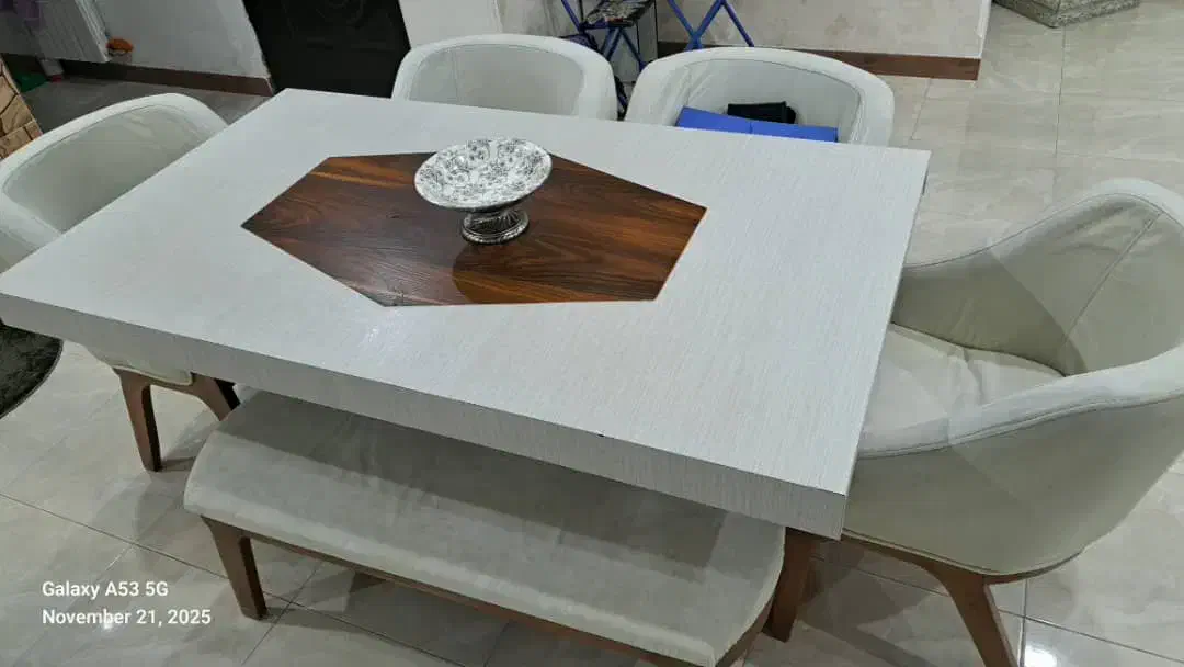 میز نهار خوری|میز و صندلی غذاخوری|رشت, جهاد|دیوار