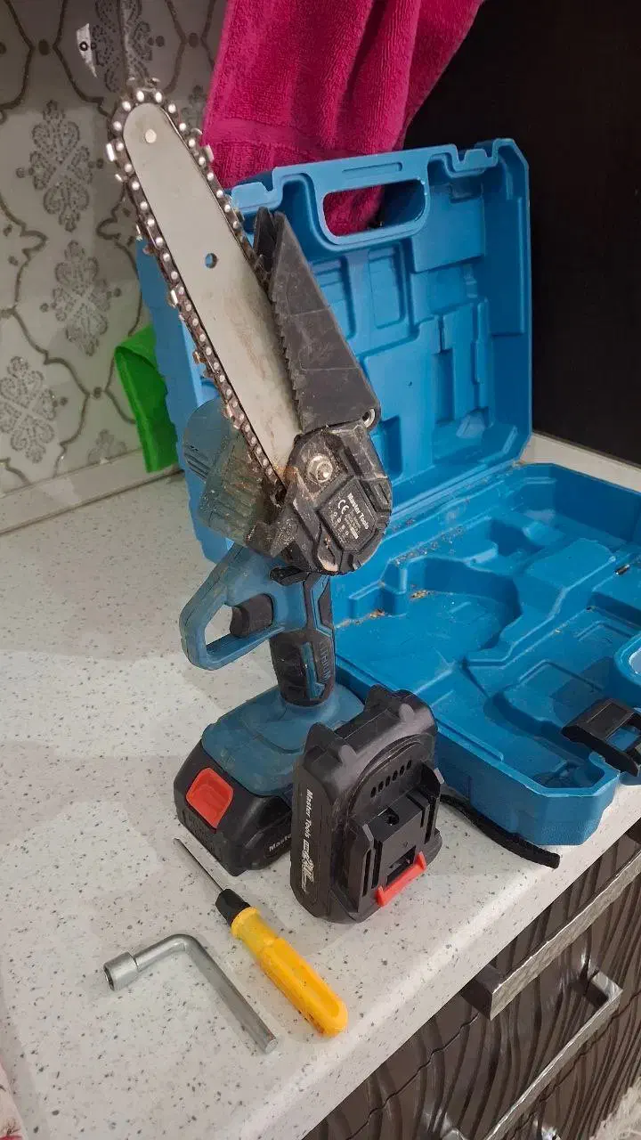 اره شارژی تیغه ۲۰ سانتی|ابزارآلات|کرج, فاز ۴ مهرشهر|دیوار