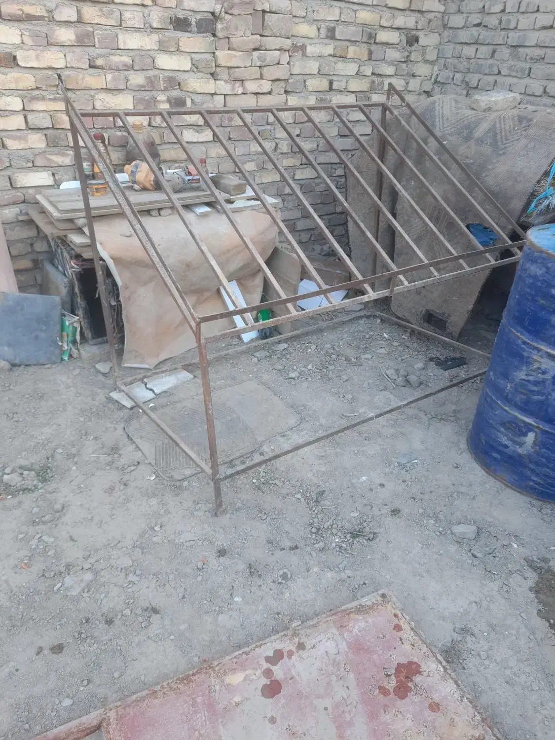 میز آهنی واسه میوه فروشی|فروشگاه و مغازه|زابل, |دیوار