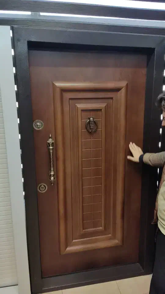 درب ضدسرقت مدل ونوس ابنوس|خدمات پیشه و مهارت|زاهدان, |دیوار