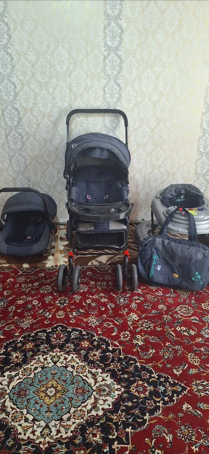 سرویس کالسکه روروئک و کریر و ساک|اسباب و اثاث بچه|گوگان, |دیوار