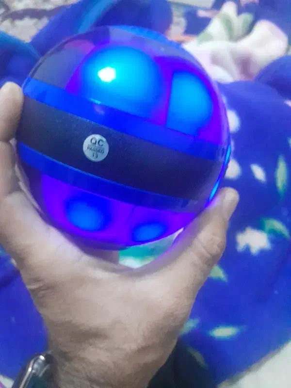 اسپیکر ۱۲۱۲|پخش‌کننده همراه|شیراز, کوشک میدان|دیوار