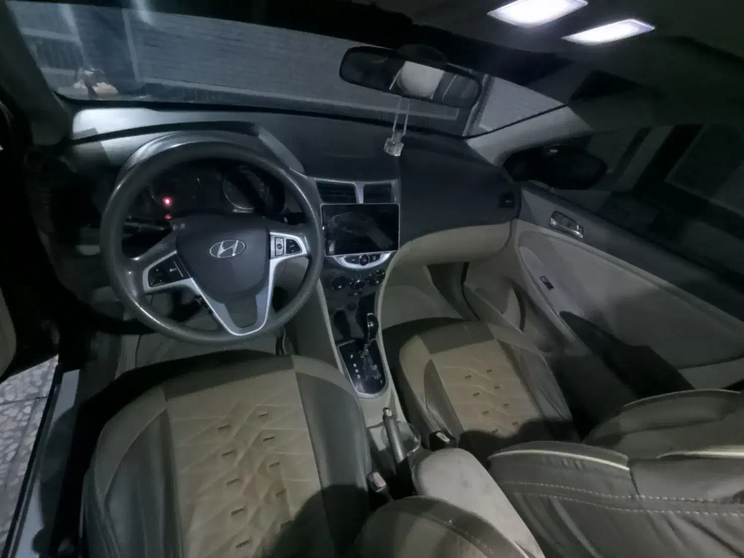 هیوندا اکسنت 2012|خودرو سواری و وانت|زاهدان, |دیوار