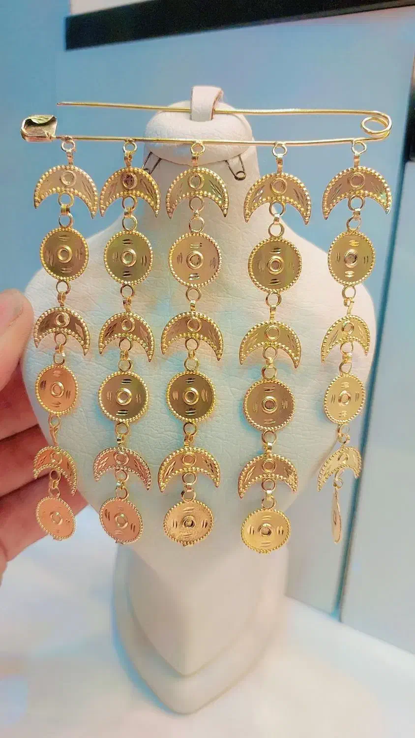 طلا ۱۸ عیار با فاکتور سوزن در حد نو|جواهرات|دهدشت, |دیوار