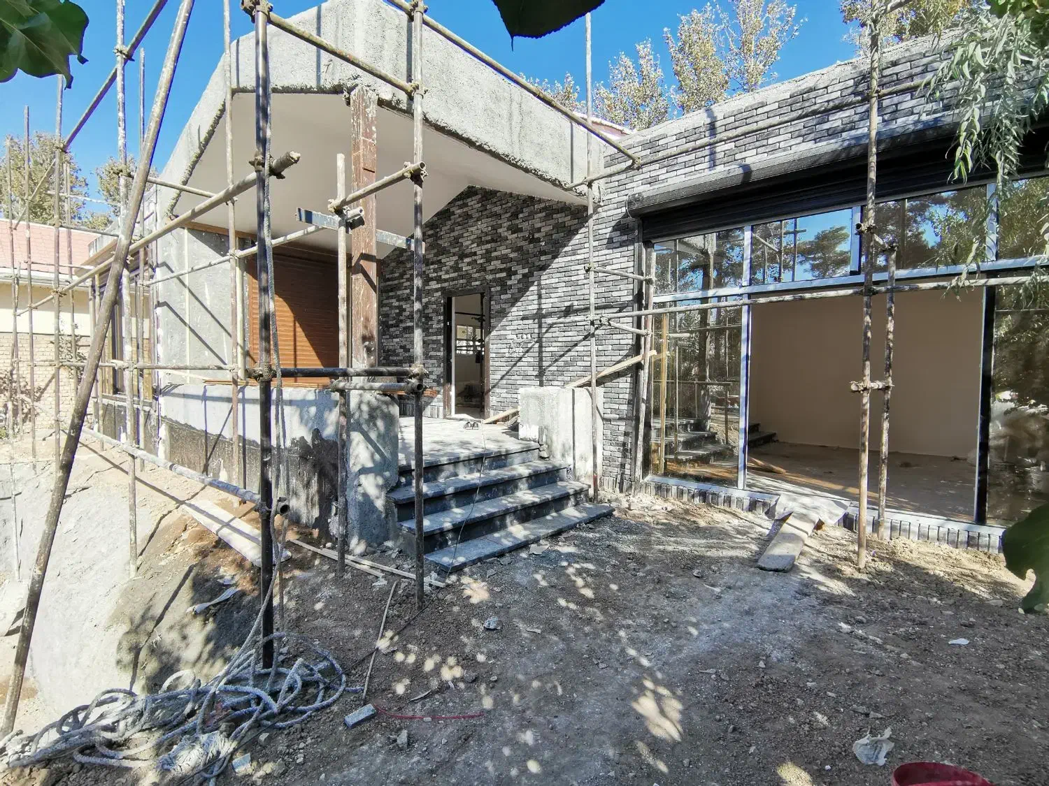 تولید دروپنجره دوجداره UPVC آلومینیوم بدون واسطه|خدمات پیشه و مهارت|کرج, حسین آباد (اکبر آباد)|دیوار