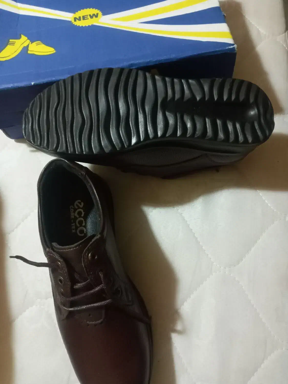 کفش طبی|کیف، کفش، کمربند|رشت, منظریه|دیوار