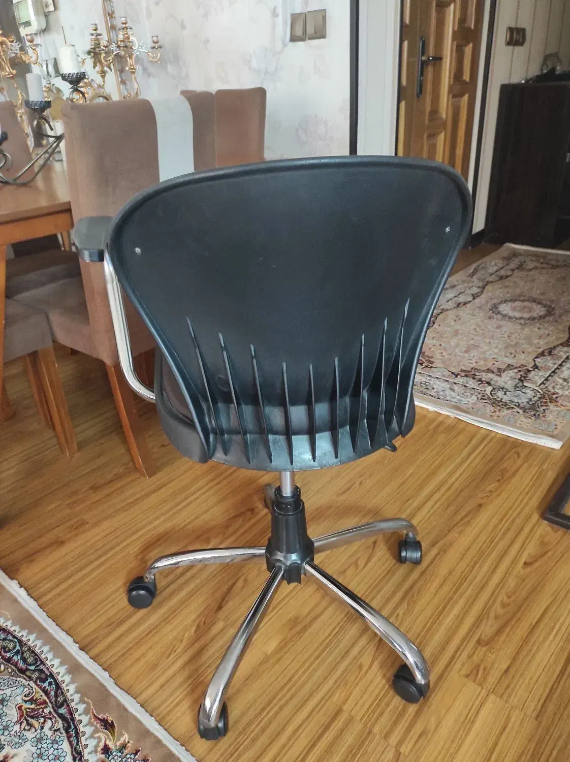 صندلی چرخدار اداری سالم|صندلی و نیمکت|اصفهان, خلجا|دیوار