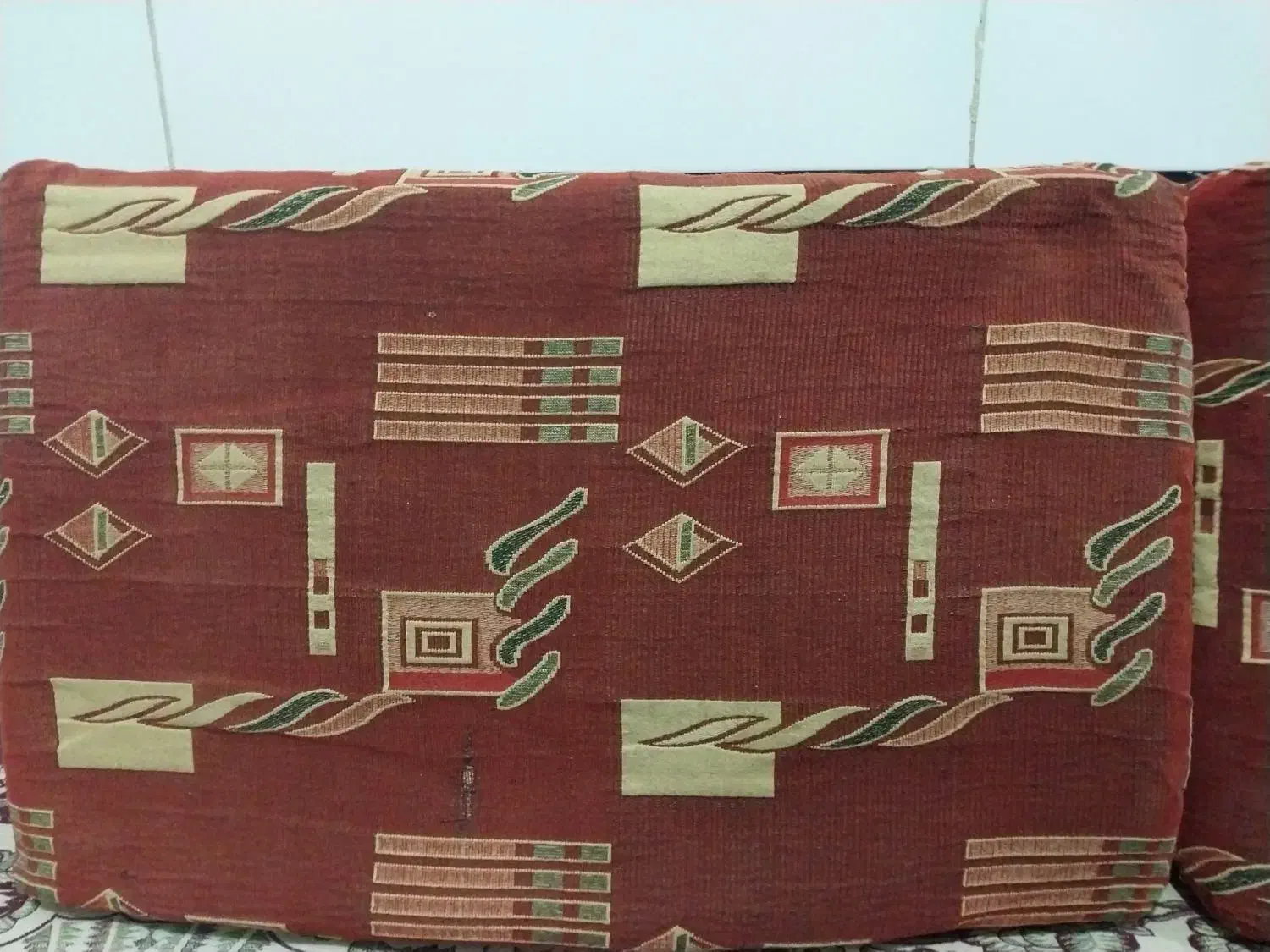 پشتی|پشتی|چمران, |دیوار