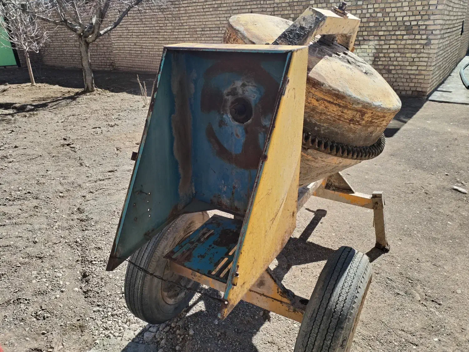 بتن‌گیر بتونیر|ابزارآلات|آبگرم, |دیوار