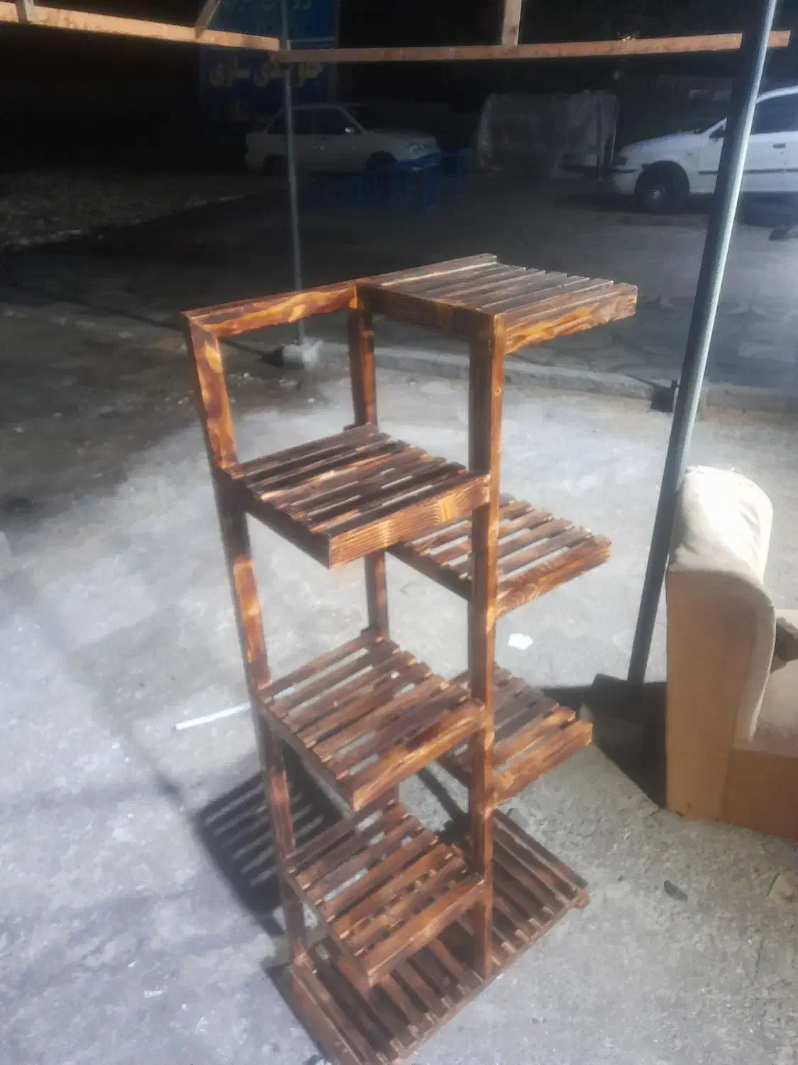 تخفیف ویژه تولیدی رگال لباس،استند گل|مبلمان خانگی و میز عسلی|آستانه اشرفیه, |دیوار