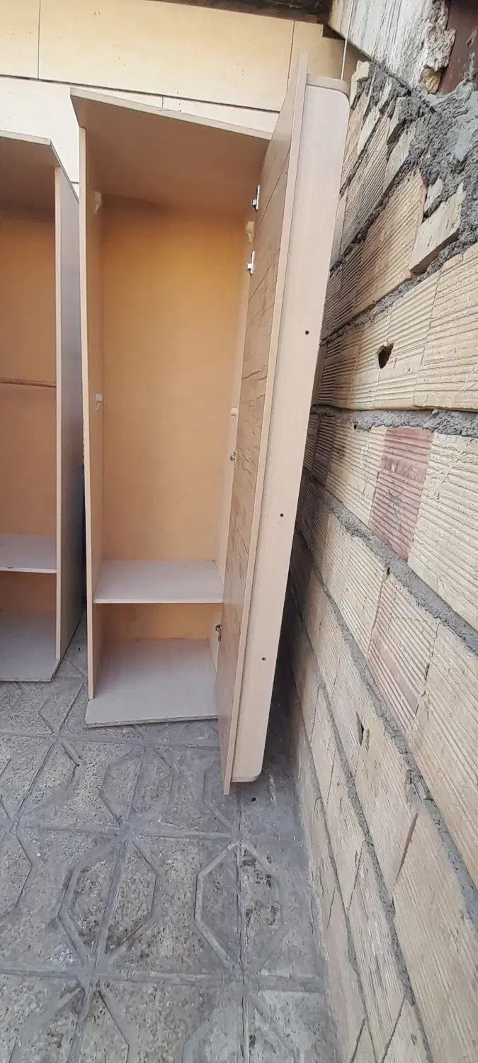 کمد لباس  ۱۰۰۰،۰۰۰ تومان|جاکفشی، کمد، دراور|مشهد, خواجه ربیع|دیوار