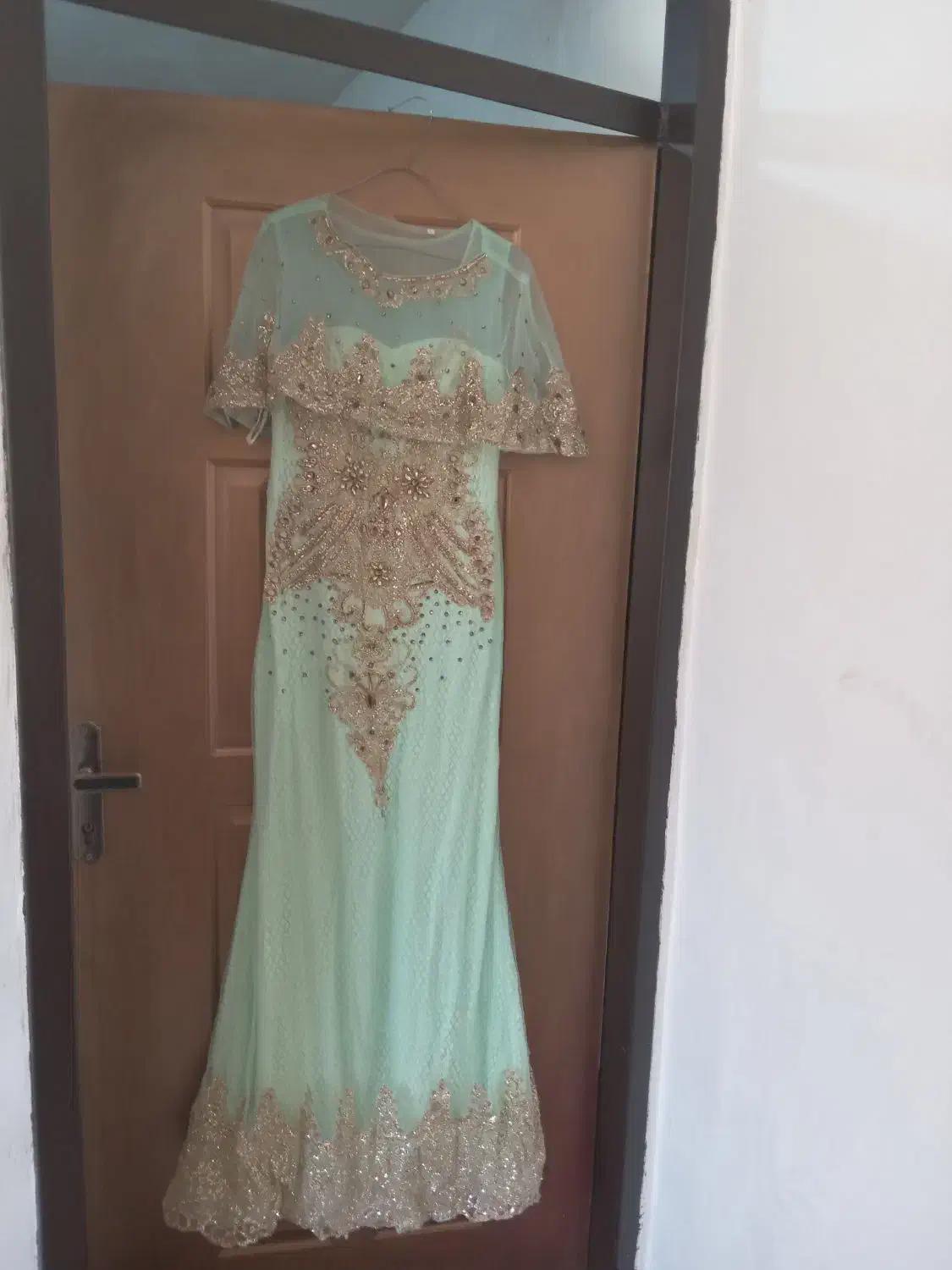 لباس مجلسی ،عقدی|لباس|شبانکاره, |دیوار