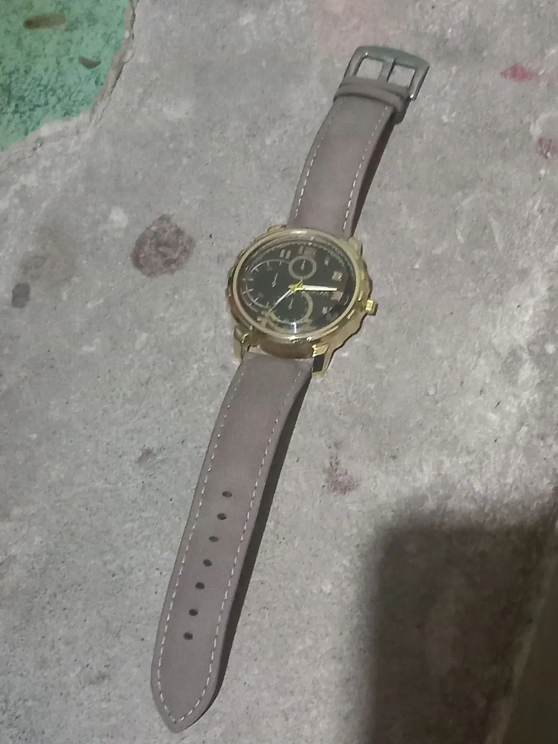 ساعت رنگ ثابت دسته چرم|ساعت|رودشت (چهارمحال و بختیاری), |دیوار