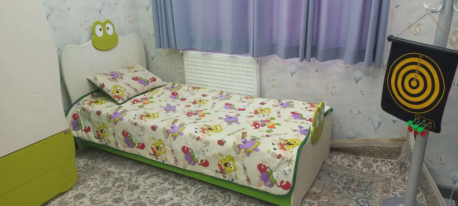 تخت، کمد و ویترین کودک، نوجوان وکیوم|تخت و سرویس خواب|شیراز, جانبازان|دیوار