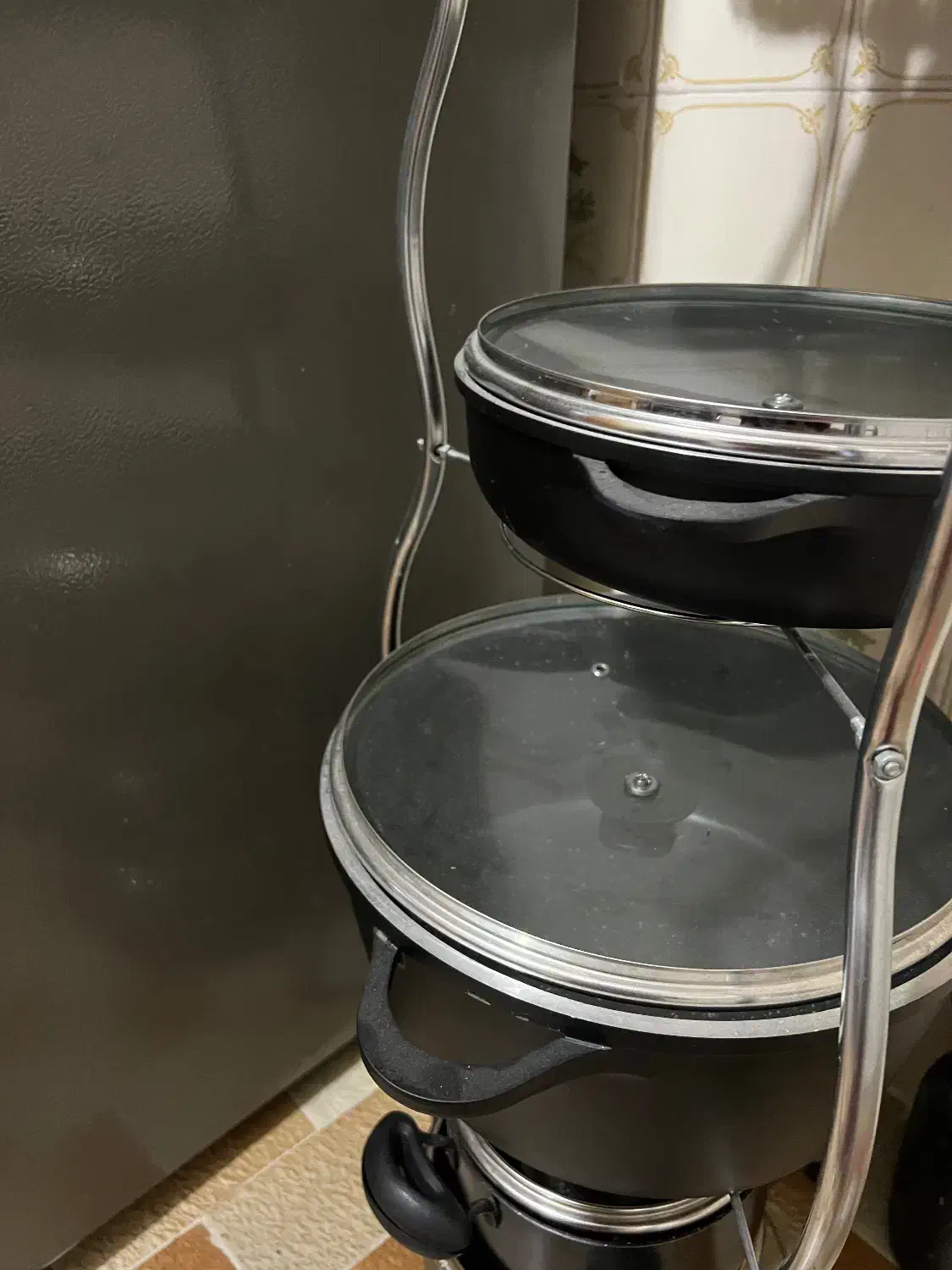 قابلمه چدن|ظروف پختوپز|اصفهان, ملاصدرا|دیوار