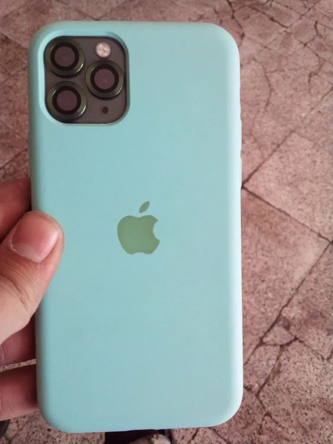 اپل ۱۱ پرو|موبایل|اندیشه, اندیشه فاز ۱|دیوار