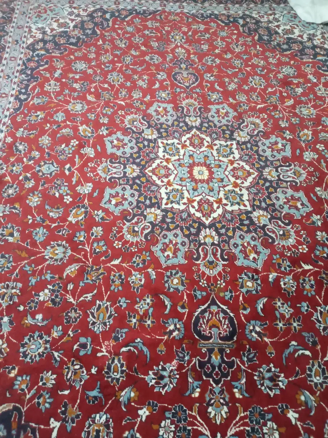 فروش دوتا فرش۱۲متری کارکرده|فرش|الیگودرز, |دیوار