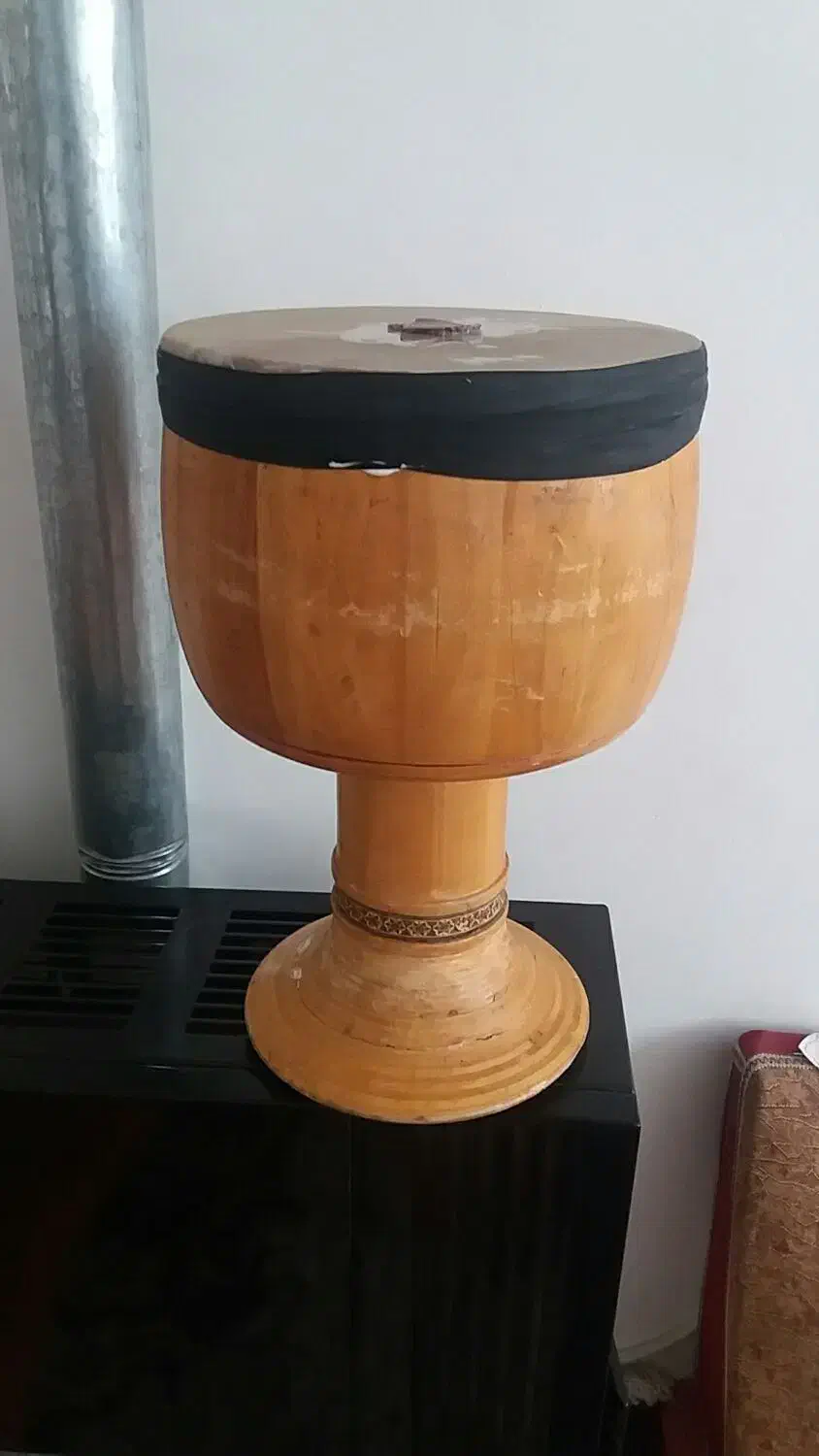 پوست انواع تنبک چوبی وفلزی|سازهای سنتی|گلپایگان, |دیوار