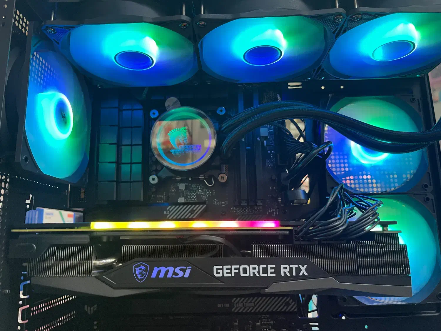 سیستم گیمینگ کامپیوتر گیمینگ خفن|رایانه رومیزی|تبریز, |دیوار