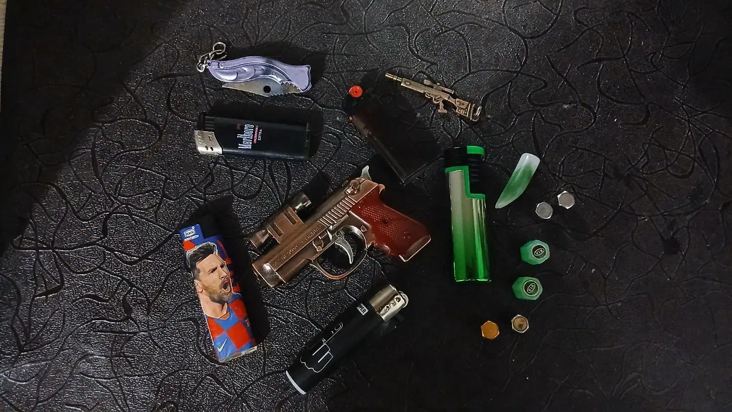 فندک و ساعت و اکسسوری و...|زیورآلات و اکسسوری|فولادشهر, C8|دیوار