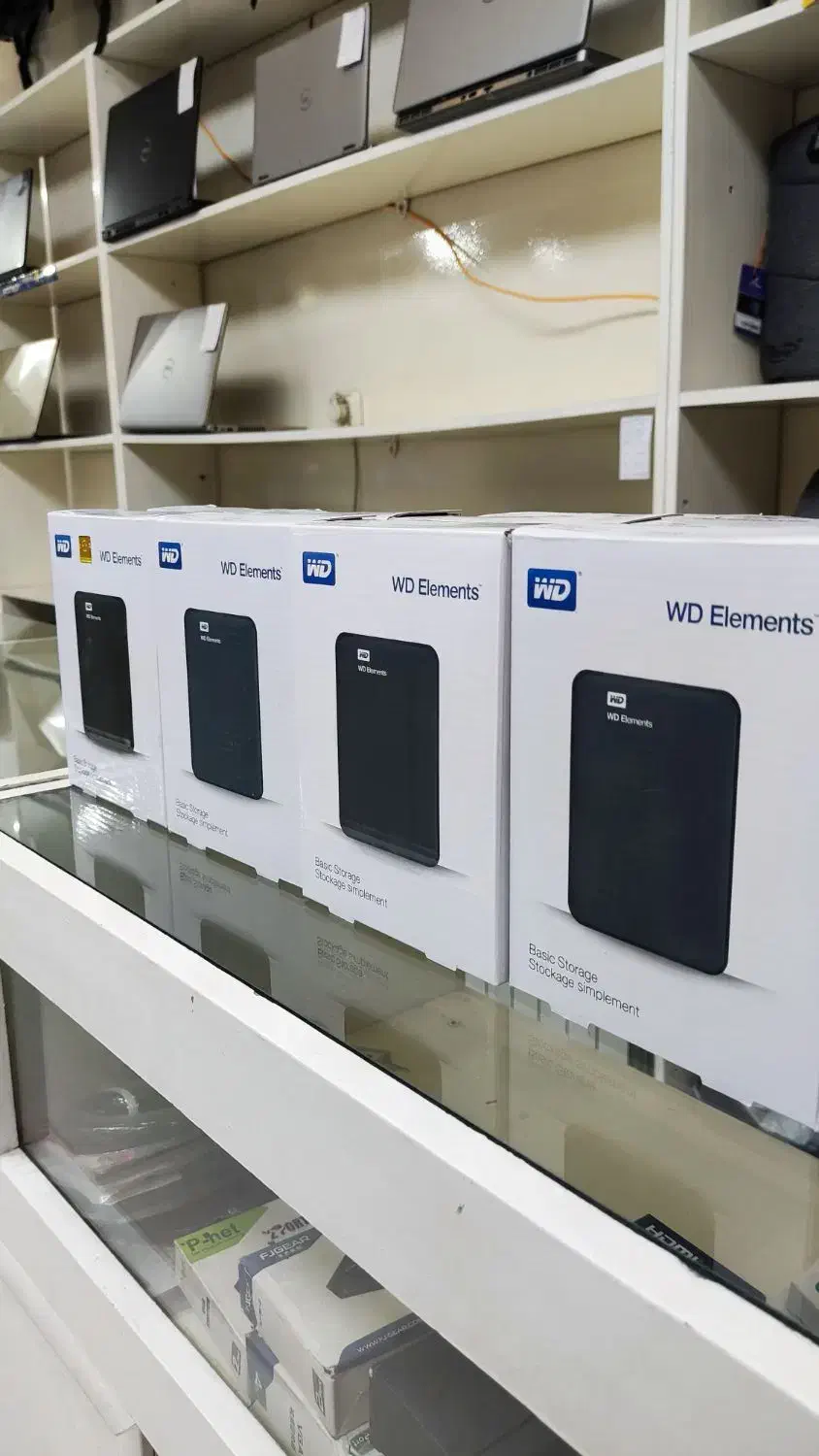 هارد External وسترن دیجیتال ظرفیت 500 گیگابایت|قطعات و لوازم جانبی رایانه|همدان, |دیوار