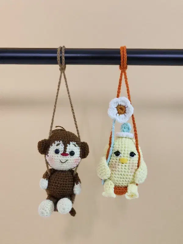 آویز ماشین بافتنی|قطعات یدکی و لوازم جانبی|قم, زاویه|دیوار